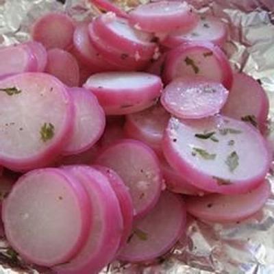 gegrillte Radieschen