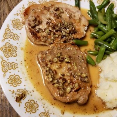 Schweinekoteletts mit Pralinensauce