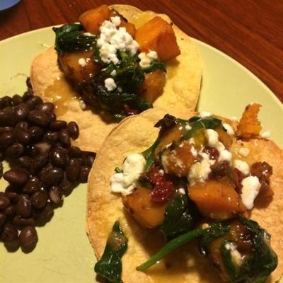 Butternut-Kürbis-Enchiladas