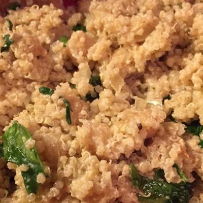 Kichererbsen-Quinoa-Salat mit Zitrone und Tahini