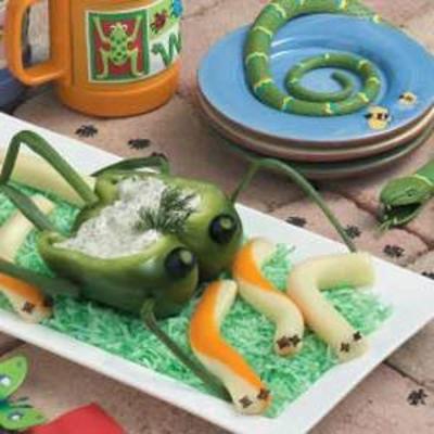 Käsewürmer mit Grasshopper Dip
