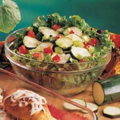 süßsauer Zucchini-Salat