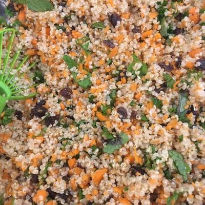 Quinoa-Taboulé-Salat (glutenfrei)