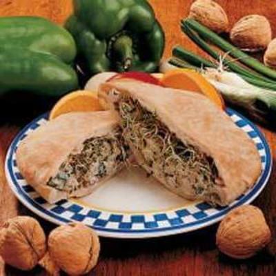 nussige Chicken Pita Sandwiches