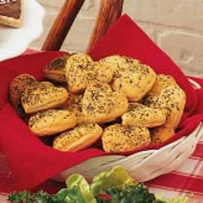 herzförmige Kräuterbrötchen