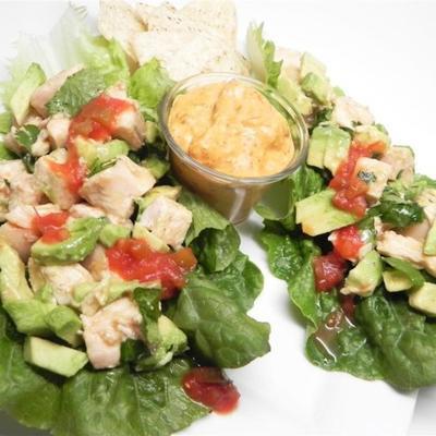 Avocado-Hähnchen-Salat-Wraps