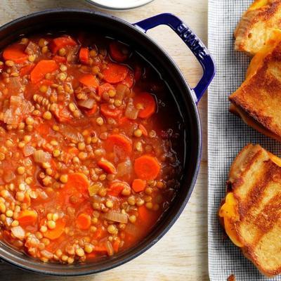 Linsen-Tomaten-Suppe