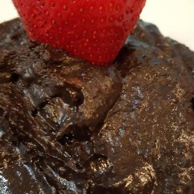 Brownie Teig Dip (auch bekannt als Chocolate Hummus)
