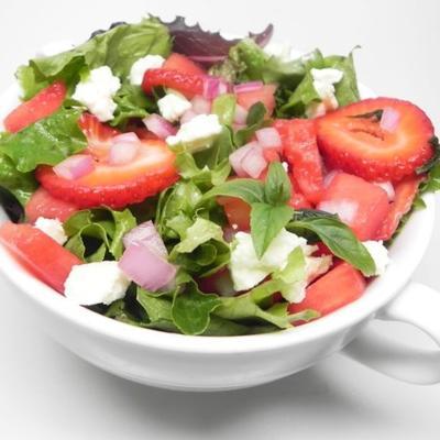 süßer und pfeffriger Wassermelonensalat