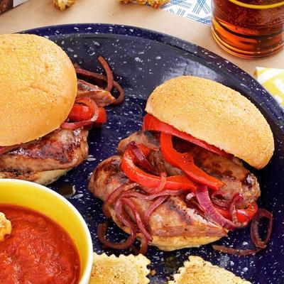 alle amerikanischen Wurst- und Pfefferstreuer