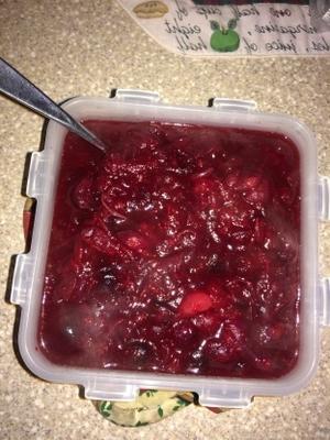Joses hausgemachte (kalorienarme) Cranberry-Sauce