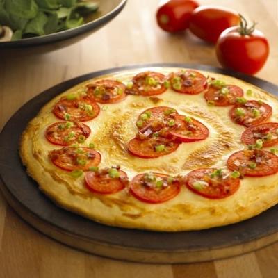 Crandegrave, me de Brie Pizza mit Tomaten und Speck