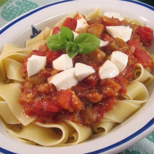 AuberginenPasta im mediterranen Stil Tag Rezepte